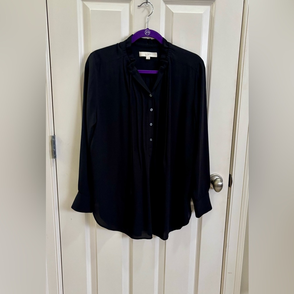LOFT Women's Classic Black Ruffle Tunic Style Blouse